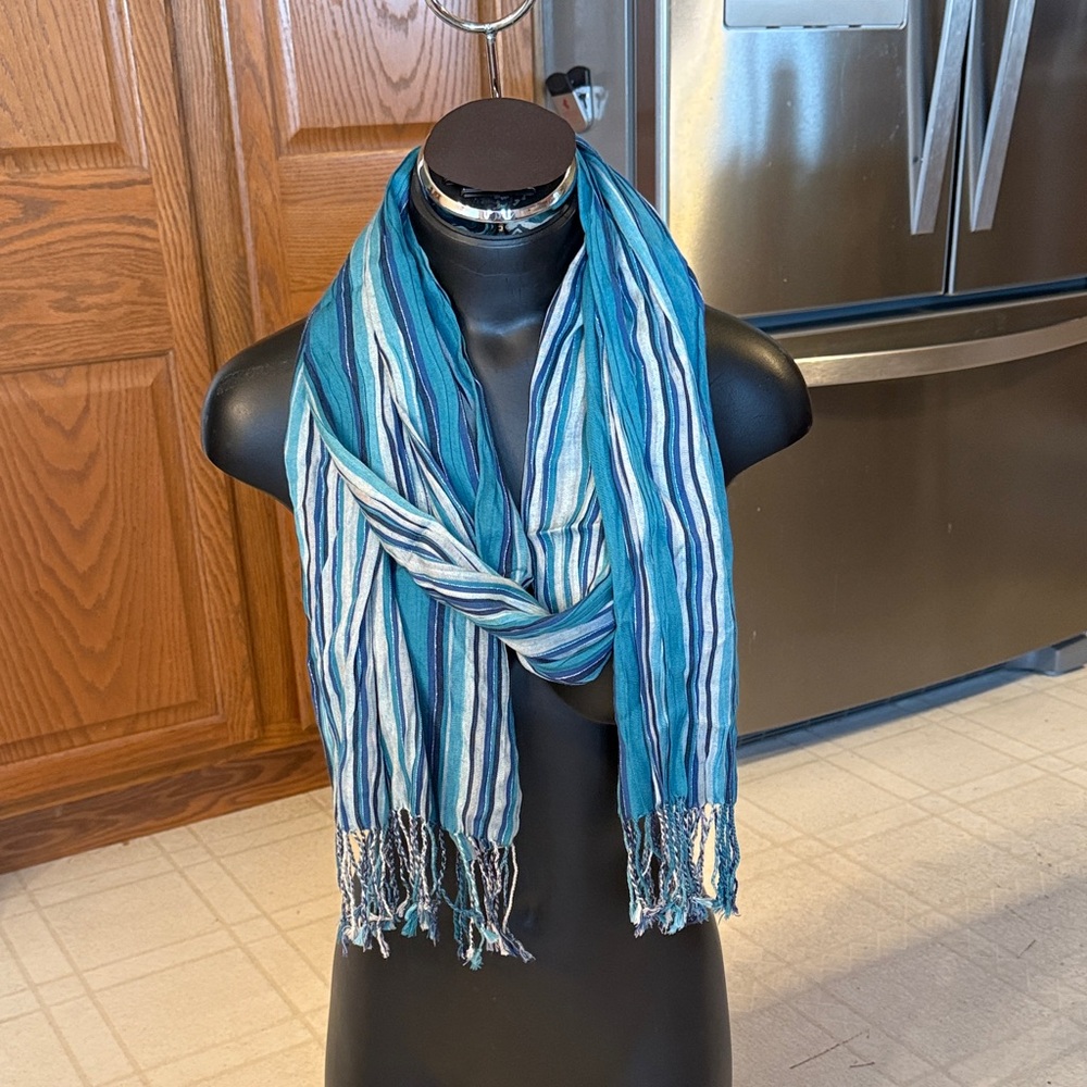 Talbots fringed scarf. Blue multi with silver.